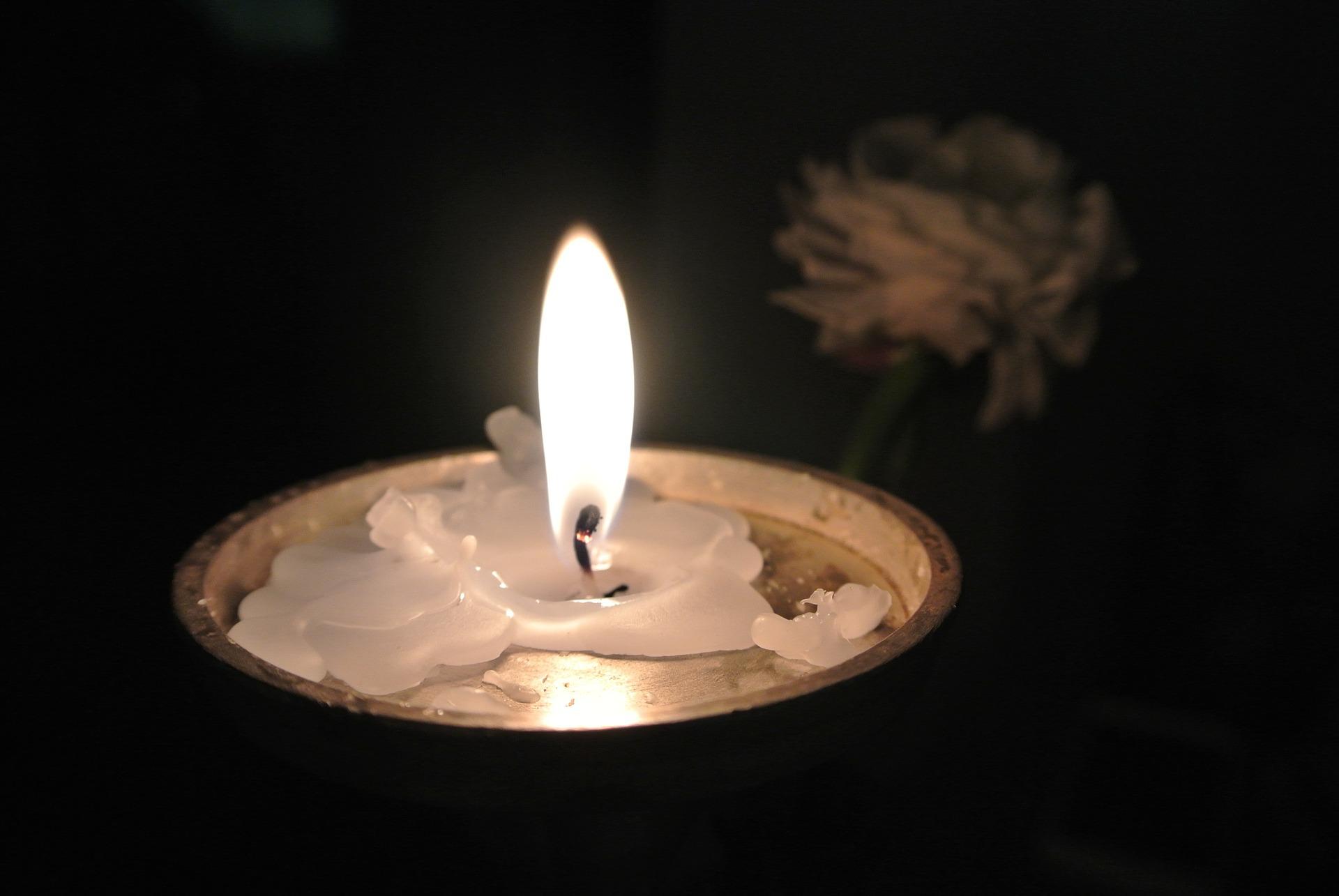 candlelight-1121859_1920